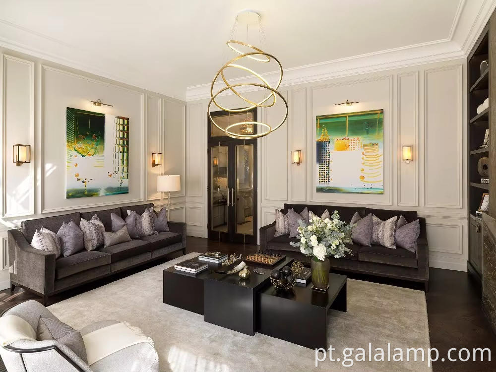 luxury-gold-circular-ring-lustre